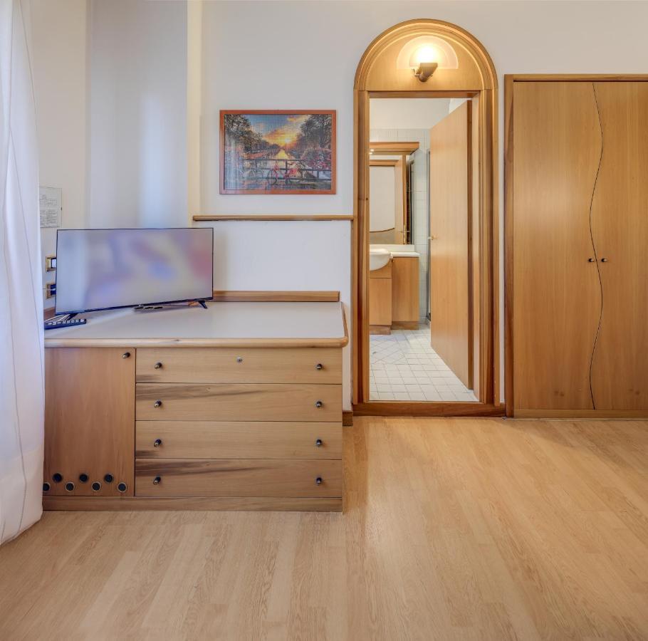 Boario Terme Albergo Milano מראה חיצוני תמונה