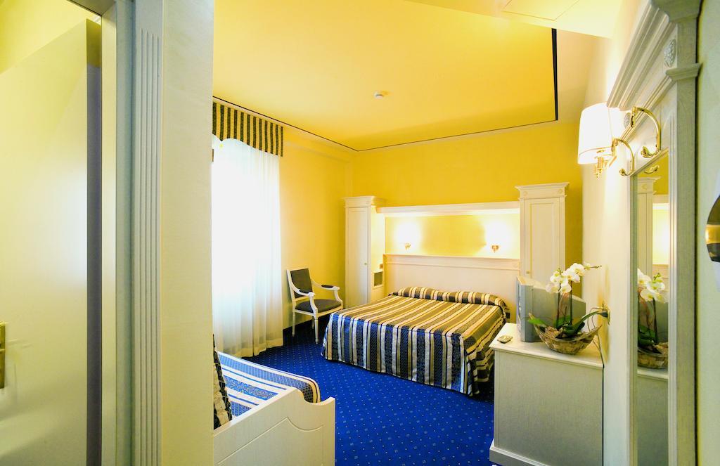 Boario Terme Albergo Milano חדר תמונה